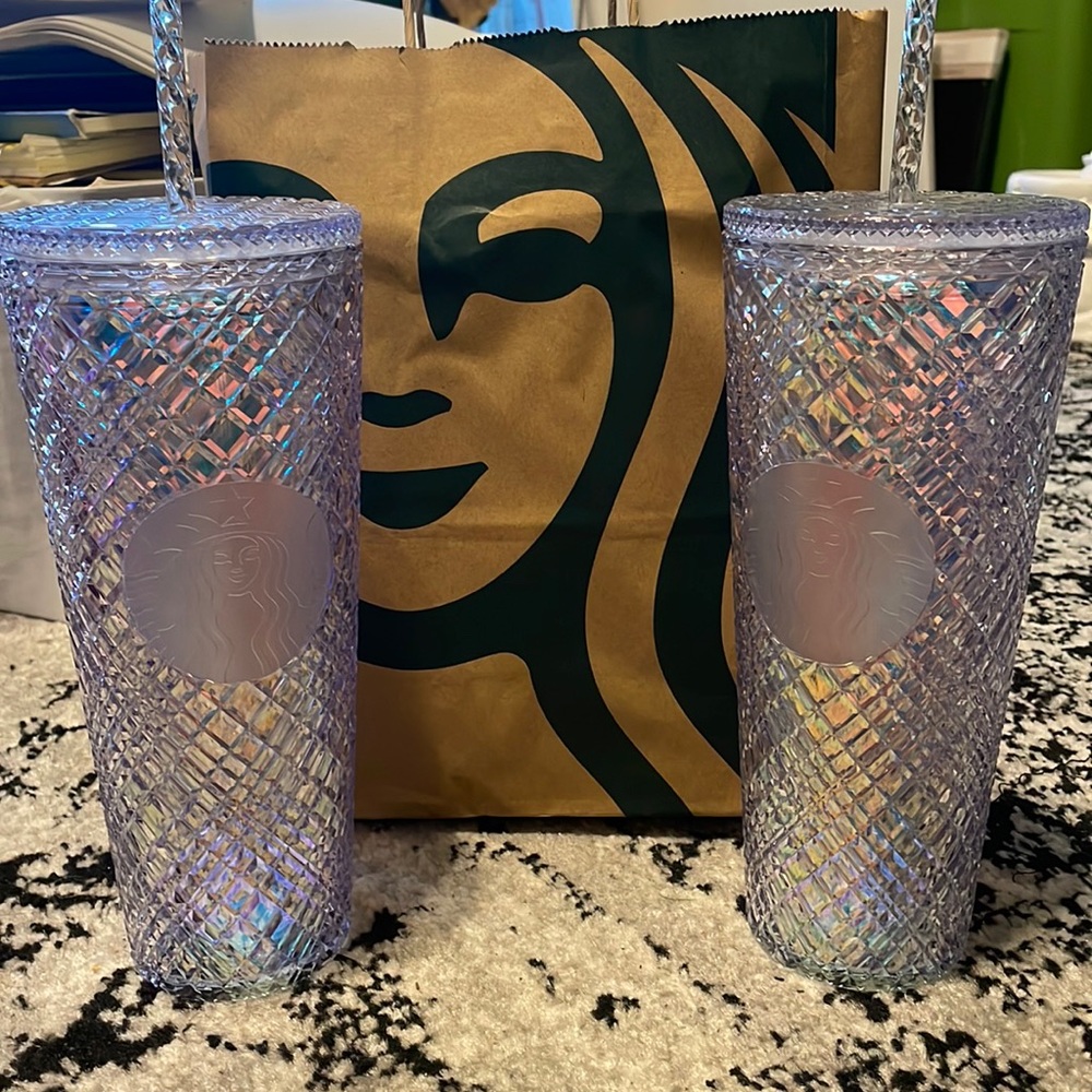 NWT Starbucks 2022 Holiday Jewel Venti 24oz Tumbler with Straw (white/unicorn)